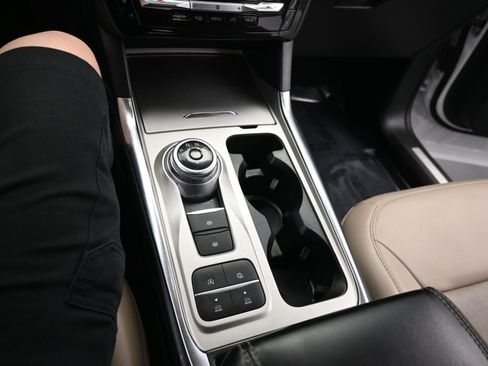 Used 2021 Ford Explorer Limited w/ Equipment Group 301A image 20