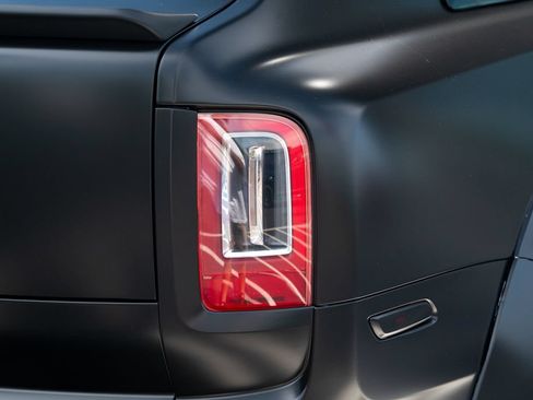 Used 2019 Rolls-Royce Cullinan AWD/4WD image 14