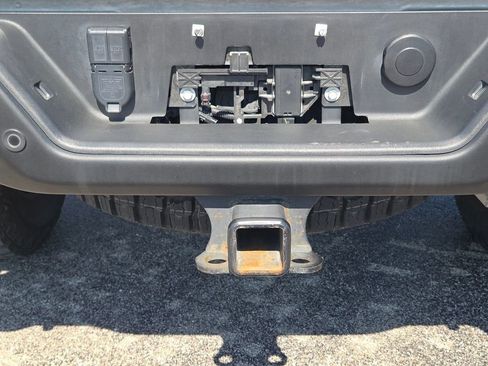 Used 2024 GMC Sierra 2500 AT4X w/ AT4X AEV Edition AWD/4WD image 32