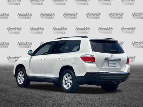 Used 2013 Toyota Highlander Plus FWD image 7
