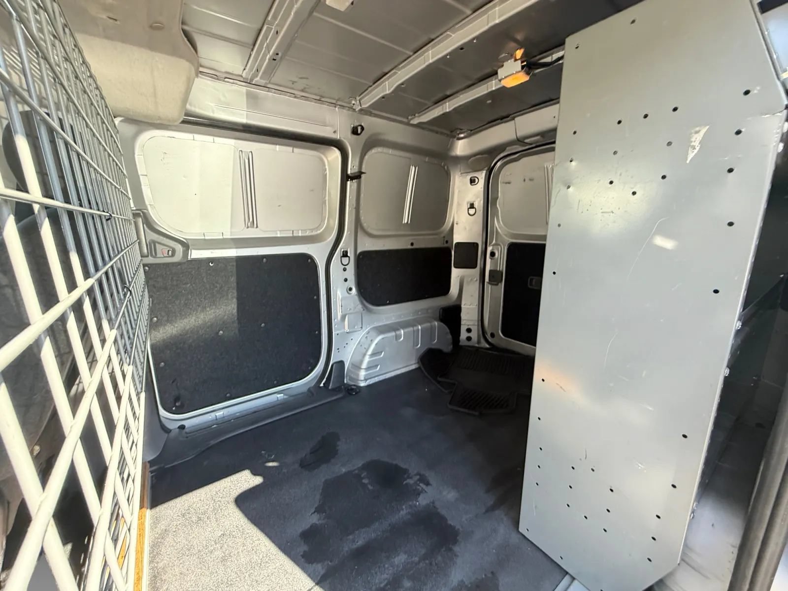 Used 2020 Nissan NV200 SV FWD image 25
