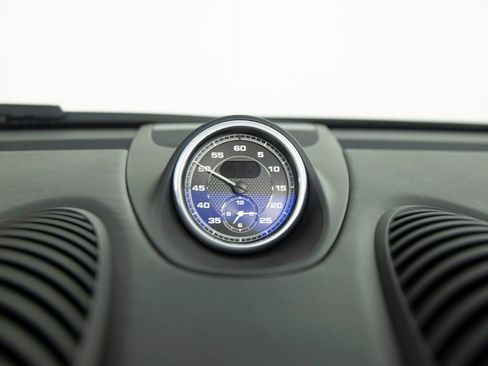Certified 2021 Porsche 718 Boxster Spyder RWD image 30