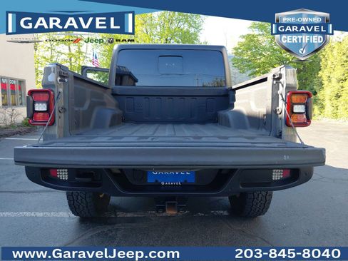 Used 2021 Jeep Gladiator Sport AWD/4WD image 16