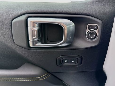 New 2025 Jeep Wrangler Sahara image 18