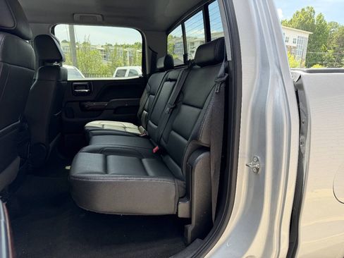 Used 2018 GMC Sierra 1500 SLT AWD/4WD image 8