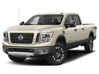 Used 2018 Nissan Titan PRO-4X w/ Pro-4x Convenience Package