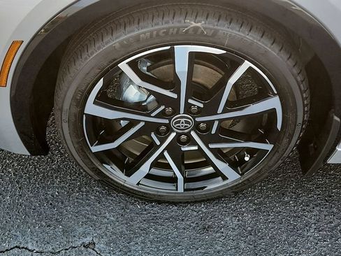 New 2026 Toyota Prius Plug-In Hybrid FWD image 14