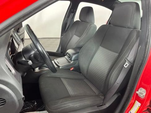 Used 2023 Dodge Charger SXT RWD image 19