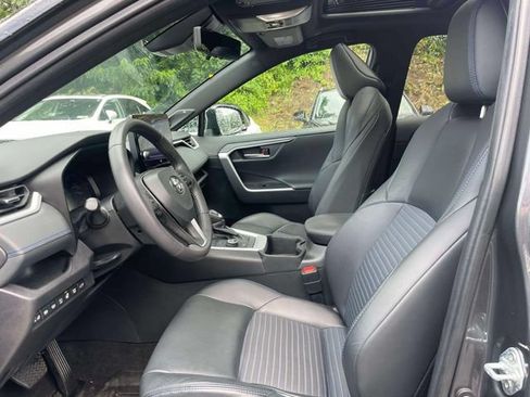 Used 2024 Toyota RAV4 XSE w/ Advanced Technology Package AWD/4WD image 15