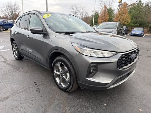 Used 2025 Ford Escape ST-Line Select w/ Tech Pack #1 image 13