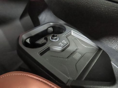 Used 2026 BMW iX xDrive45 w/ M Sport Package image 22