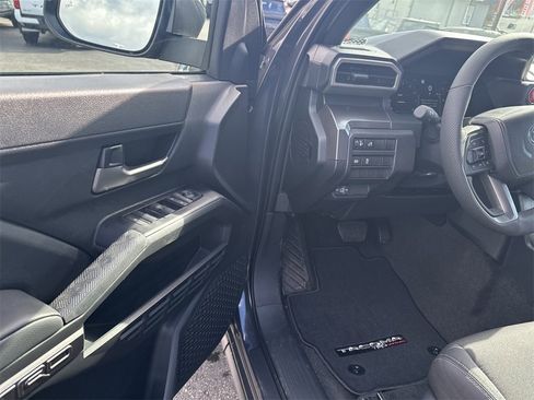 New 2025 Toyota Tacoma TRD Off-Road image 15