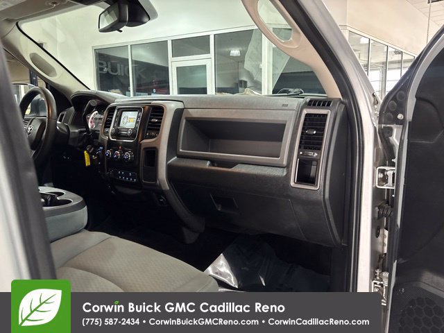 Used 2014 RAM 2500 Tradesman w/ Chrome Appearance Group AWD/4WD image 33