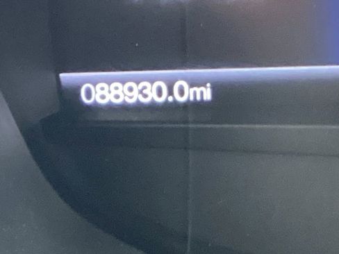 Used 2019 Ford Fusion Titanium image 6