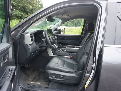 Used 2024 Toyota Tundra Limited AWD/4WD image 2