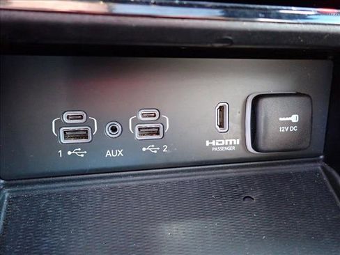 Used 2023 Jeep Grand Cherokee Overland w/ Advanced Protech Group III image 20