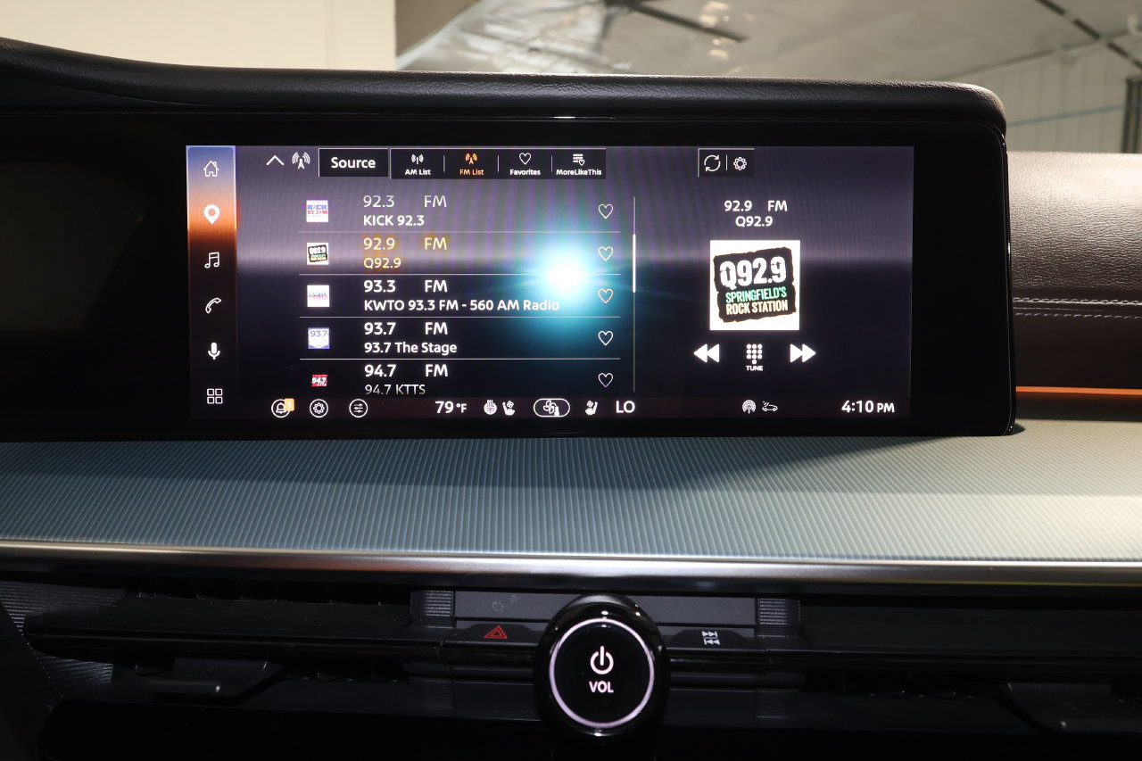 Used 2025 Nissan Murano Platinum w/ Cargo Package AWD/4WD image 12