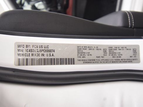 Used 2023 Dodge Durango SRT AWD/4WD image 32