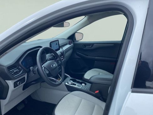 Used 2024 Ford Escape Active AWD/4WD image 40