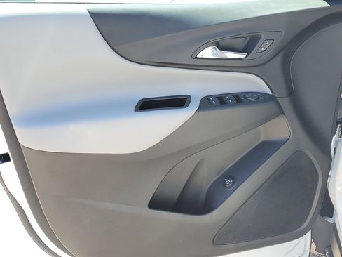 Certified 2024 Chevrolet Equinox LT FWD image 21