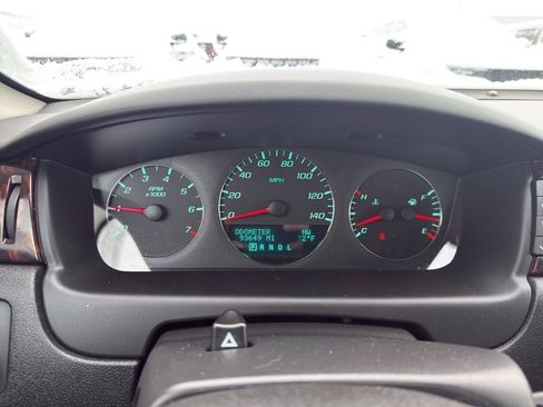 Used 2012 Chevrolet Impala LT image 17