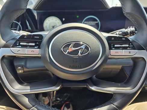 Used 2022 Hyundai Elantra Limited w/ Cargo Package image 25