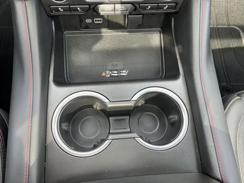 Used 2023 Chevrolet Suburban RST w/ Luxury Package image 33