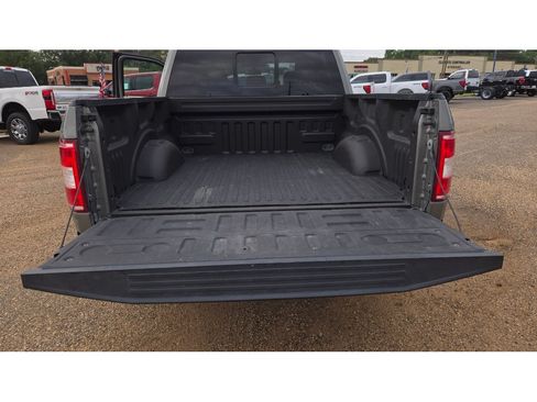 Used 2019 Ford F150 XLT w/ Equipment Group 302A Luxury RWD image 7
