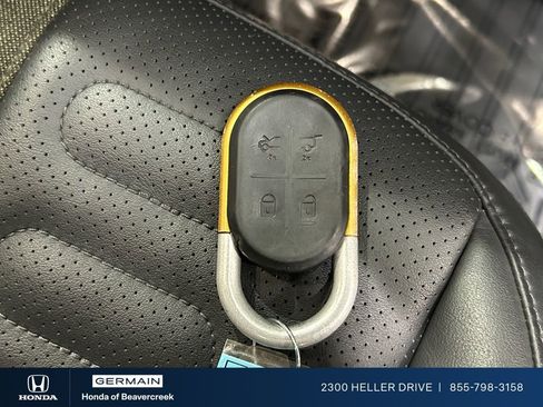 Used 2022 Rivian R1S Launch Edition image 32