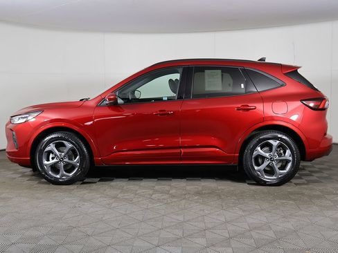 Used 2023 Ford Escape ST-Line Select w/ Tech Pack #2 AWD/4WD image 17
