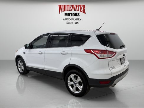 Used 2014 Ford Escape SE FWD image 2
