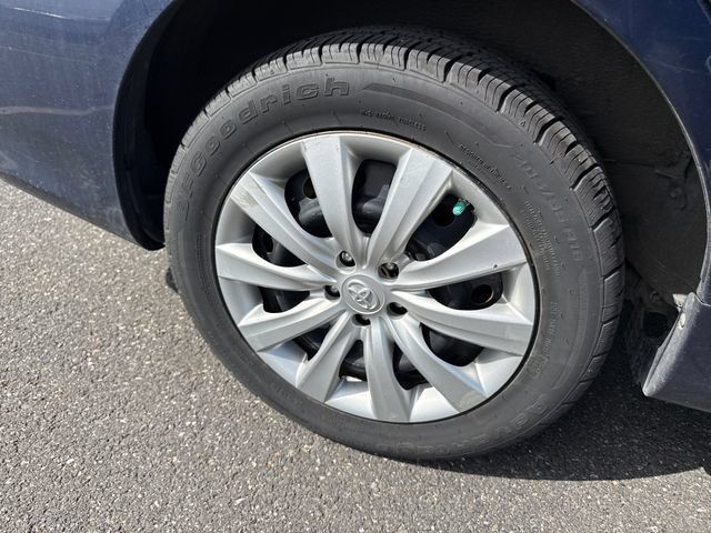 Used 2013 Toyota Corolla LE FWD image 8