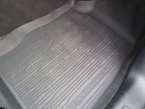 Used 2023 Ford Explorer XLT w/ Equipment Group 202A AWD/4WD image 45
