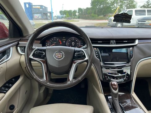 Used 2014 Cadillac XTS Premium image 16