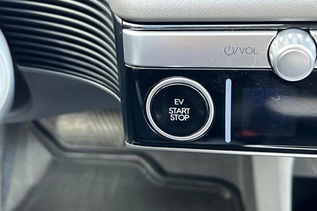 Certified 2024 Hyundai Ioniq 5 SEL RWD image 28