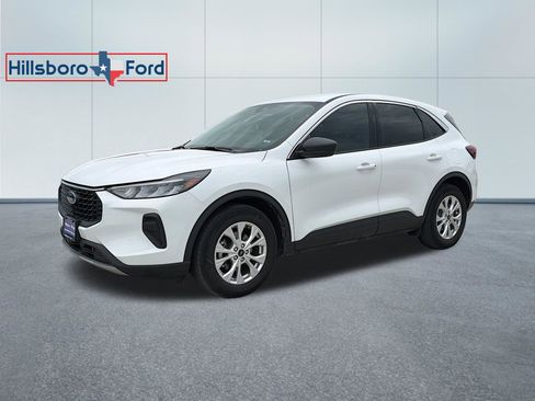 Used 2024 Ford Escape Active w/ Tech Pack #1 FWD image 1