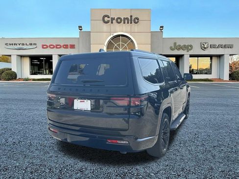 Used 2024 Jeep Wagoneer Series II w/ Convenience Group I AWD/4WD image 3