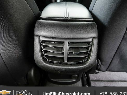 Used 2023 Chevrolet Malibu LT FWD image 18
