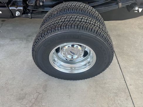 New 2026 Ford F350 4x4 Crew Cab DRW Super Duty image 27