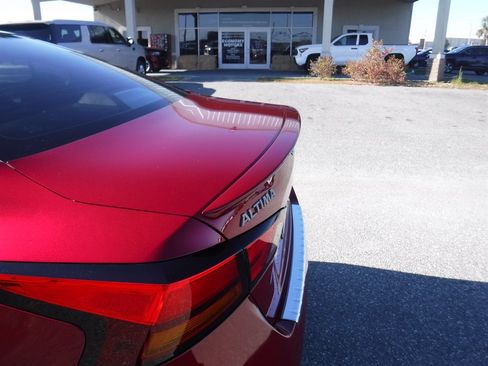 Used 2023 Nissan Altima 2.5 SR image 7