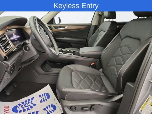 Used 2026 Volkswagen Atlas SE AWD/4WD image 11
