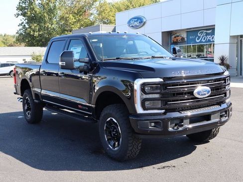 New 2026 Ford F250 Platinum w/ Tremor Off-Road Package image 2