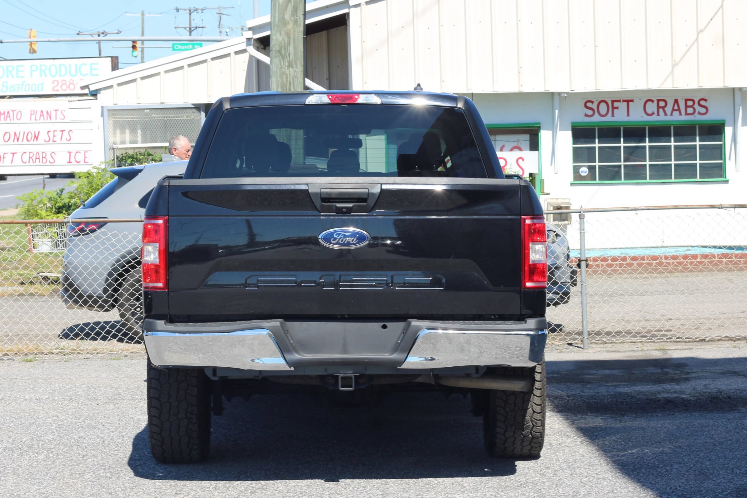 Used 2019 Ford F150 XL w/ Equipment Group 101A Mid AWD/4WD image 7