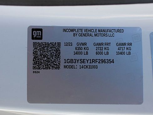 Used 2024 Chevrolet Silverado 3500 W/T w/ Snow Plow Prep Package image 39