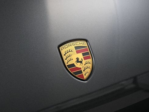 Certified 2026 Porsche Macan AWD/4WD image 13