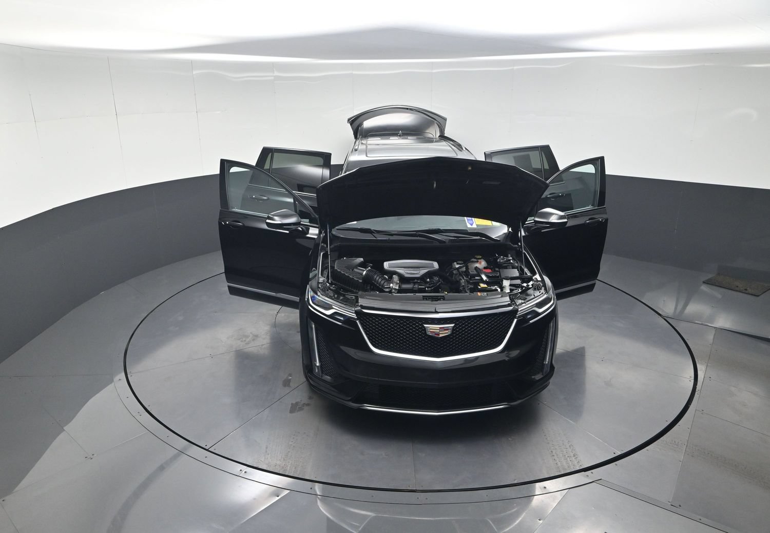 Used 2024 Cadillac XT6 Sport w/ Technology Package AWD/4WD image 12