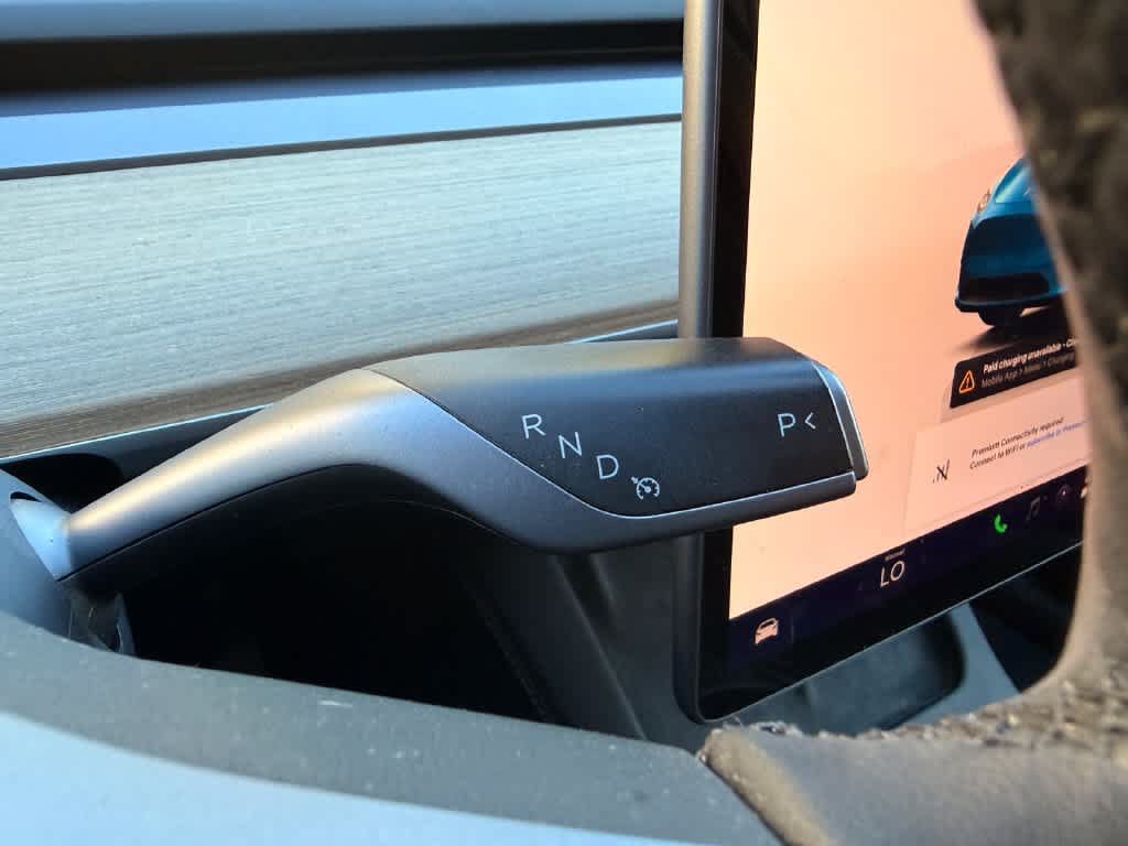Used 2023 Tesla Model Y AWD image 18