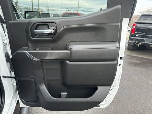 Used 2021 GMC Sierra 1500 AT4 w/ AT4 Preferred Package AWD/4WD image 14