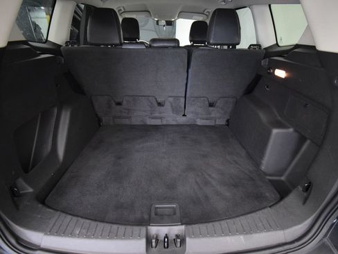 Used 2018 Ford Escape SE w/ SE Sport Appearance Package FWD image 24