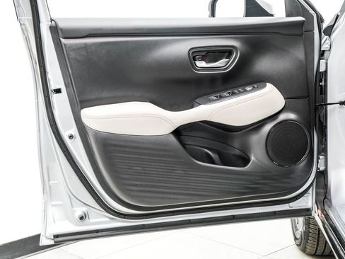 Used 2025 Honda HR-V EX-L image 44